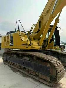Excavadora de cadenas Komatsu PC600 usada, original de Japón, excavadora hidráulica de 60 toneladas, capacidad de cazo de 2.6 m, hidráulica Hitachi, potencia de 338 kW - Product Image 2
