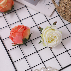Arreglo Floral de Rosas Artificiales para Salón de Bodas, Decoración de Flores de Seda, Pared de Flores Suaves, Cabeza de Rosa Perfumada Hecha a Mano - Product Image 1