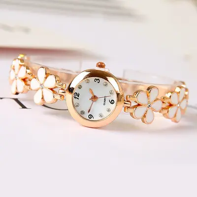 New Product Funky High Quality Newest Fancy Design Ready Stock Waterproof Sports Women Quartz Watch Stainless Steel Band 16