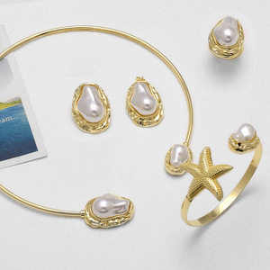 Conjunto de Joyería de Perlas de Imitación Estilo Europeo Americano, Chapado en Oro Real de 18k, de Alta Gama para Mujer, para Bodas, Compromisos y Fiestas - Product Image 2