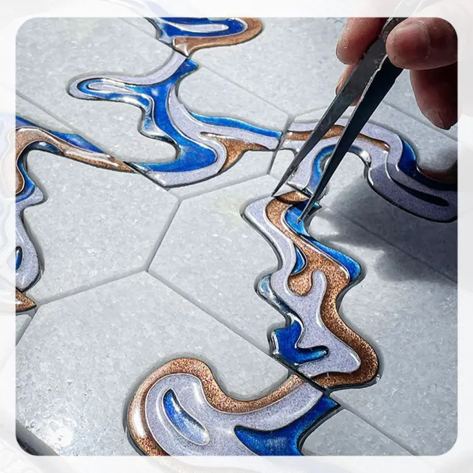 Mosaico de cloisonne com um processo de corte de fio de fluxo azul, mosaico de azulejos de ópera chinesa de alto luxo, arte com jato de água