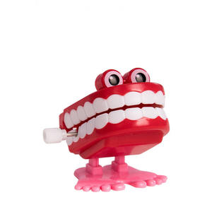 Prótesis RED SPRING en ABS con ojos y pies - Product Image 1