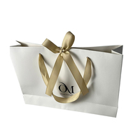 Sacs en papier personnalisés, bon marché, élégants, de luxe, design doré et blanc, avec votre propre logo