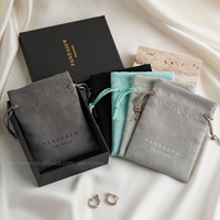 PandaSew Pochette Luxe à Logo Personnalisé en Daim, Sacs à Bijoux à Cordon, Mini Pochette à Accessoires