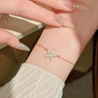 Modeschmuck Armbänder 925 Sterling Silber Vielseitige Elegante Blumenförmige Zirkon 18K Vergoldete Armbänder für Damen