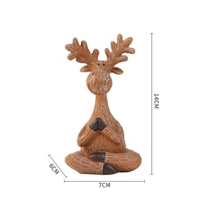 Figura Decorativa de Resina de Alce Meditando en Yoga, Estilo Navideño, para Decoración de Escritorio y Ventana, para Crear un Ambiente Festivo - Product Image 4