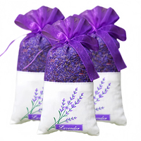 Panier de fleurs séchées de lavande et de roses avec coupe à champagne, idéal pour la décoration du salon, de la chambre et pour la Saint-Valentin ou les mariages