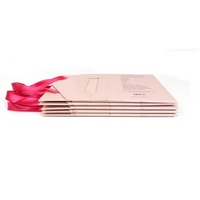 Boîte-cadeau de couleur rose à fermeture magnétique pliable de luxe avec poignées en ruban de satin Papier d'art de 2mm pour l'artisanat et l'utilisation industrielle