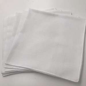 بدلة لحفلات الزفاف للرجال بجيب للمناشف بلون واحد من البوليستر ومنديل أبيض بالكامل - Product Image 1