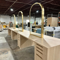 Station double face autre mobilier de salon miroir de salon de coiffure avec table