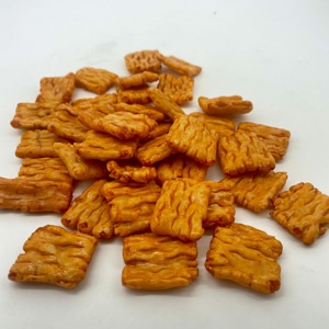 Snacks aux céréales au goût salé emballés dans un sac Craquelins de riz japonais avec une torsion <span class=keywords><strong>Takis</strong></span> - Product Image 3