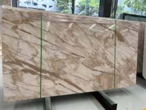 Losa de Mármol Calacatta Gold de la Mejor Calidad, Vena Dorada Única para Paredes Interiores y Cubiertas de Mesa, Pulida e Impermeable, Venta al por Mayor - Product Image 3