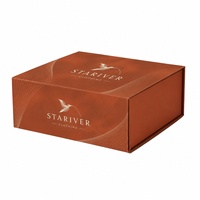 Boîte cadeau magnétique pliable pour vêtements, logo personnalisé en feuille d'or, boîte rigide pliable pour l'emballage de vêtements et de mode