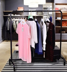 零售服装店工业管架导轨黑色金属地板布展示架衣架 - Product Image 3