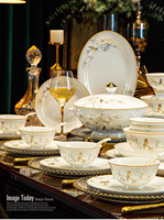 Service de table en porcelaine fine « Oiseaux et Fleurs » – Motif floral élégant avec oiseaux – Vaisselle de luxe pour la maison et les réceptions de mariage