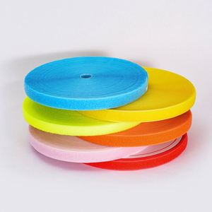 Tela de Gancho y Bucle de Nylon 100% Suave, Tamaño Personalizado de Fábrica, 280 Colores, Doble Autoadhesivo para Accesorios de Prendas, Bucle Suave Premium - Product Image 1