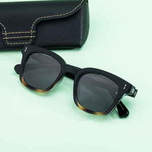 Occhiali da Sole Partagas all'Ingrosso, Alla Moda, con Logo Personalizzato, Montatura Quadrata Morbida in PC, Protezione UV400, per Donne, Uomini e Unisex - Product Image 4