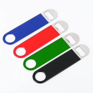 Оптовая продажа, изготовленная на заказ, портативная металлическая плоская открывалка для пивных бутылок из нержавеющей стали с резиновым покрытием, заготовки с логотипом - Product Image 1