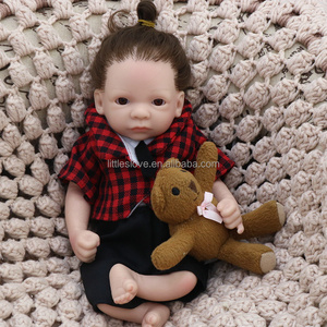 Nuevo estilo, muñeca <span class=keywords><strong>de</strong></span> <span class=keywords><strong>silicona</strong></span> en miniatura <span class=keywords><strong>de</strong></span> 11 pulgadas, muñeca <span class=keywords><strong>de</strong></span> moda realista <span class=keywords><strong>con</strong></span> <span class=keywords><strong>ojos</strong></span> <span class=keywords><strong>abiertos</strong></span> y juguete <span class=keywords><strong>de</strong></span> pelo largo para niños - Product Image 5