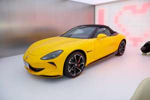 รถสปอร์ต2-Seater 2ประตูไซเบอร์สเตอร์2025มก. รถพลังงานรถมือสองราคาถูกรถซุปเปอร์คาร์ชาร์จ4WD - Product Image 2