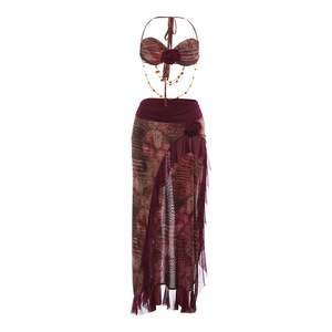 Nuovo Set Due Pezzi <span class=keywords><strong>Primavera</strong></span> 2026 per Donna: Gonna Lunga Irregolare con Catena di Perline Floreali e Top Sexy con Scollo all'Americana - Product Image 6
