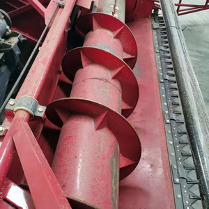 Cosechadora Combinada Nueva de 130 Caballos de Fuerza, Fabricada en China, con Cabina y Motor de Transmisión por Engranajes para Cosechar Trigo, Maíz, Sorgo y Arroz - Product Image 2