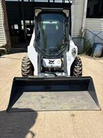 Chargeuse compacte sur pneus S590 de 3 tonnes, peinture d'origine, haute qualité, prête à l'emploi, faible nombre d'heures, économique, en stock, livraison rapide
