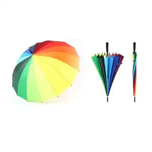 Parapluie d'extérieur arc-en-ciel 16 fabricants de parasols de couleur osseuse Cadeaux publicitaires personnalisés pouvant imprimer un LOGO
