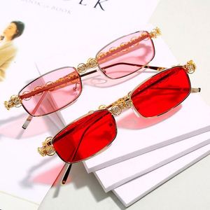 Gafas de Sol Cuadradas de Lujo con Logotipo Personalizado, Gafas de Sol Rojas para Mujer, Gafas de Sol Rectangulares Pequeñas con Diamantes para Mujer - Product Image 1