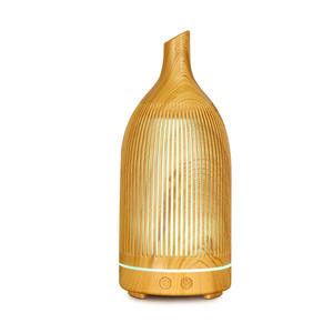 Diffuseur d'arômes à effet bois 200 ml, humidificateur avec lumière LED pour usage domestique - Product Image 1