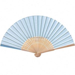 พัดมือพับได้ทำจากผ้าไหมเทียมสีน้ำเงิน พร้อมถุงของขวัญ เหมาะสำหรับงานแต่งงาน งานเลี้ยงฉลอง และของขวัญสำหรับเด็กอ่อน - Product Image 4