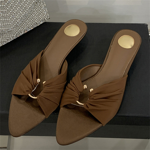 Sandalias Planas Elegantes Francesas de Diseño 2025 con Punta Abierta para Mujer, Color Verde Seda, Primavera-Verano, para Fiestas - Product Image 2