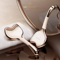 Rouleau facial de refroidissement 3 en 1 Microcurrent Cryo Sticks Acier inoxydable Gua Sha Visage Masseur Glace Globes
