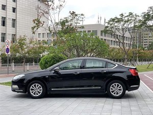 Citroën <span class=keywords><strong>C5</strong></span> d'occasion 2016 1.6T Design Français Original 123kW Puissance Transmission Automatique Idéal pour les Trajets Urbains et les Voyages en Famille Économique - Product Image 5
