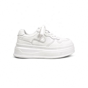 Baskets décontractées en cuir à plateforme, à lacets, respirantes, à semelle épaisse et à talon haut, petites chaussures blanches pour femmes, nouvelle collection automne-hiver 2025 - Product Image 4
