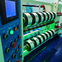 Machine de découpe et de rembobinage verticale de films OLED en plastique de haute précision pour films LED, PET, PP, automatique 1300 mm