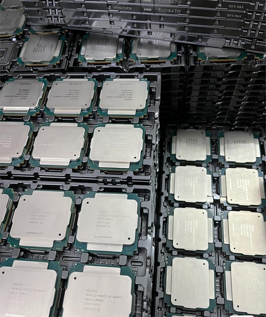 For Intel Processor Xeon E5-2690V4 E5-2695V4 E5-2696V4 E5-2697V4 E5-2698V4 E5-2699V4 CPU