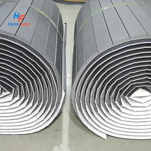 แผ่นรองฝึกซ้อมมวยปล้ำ Hydefoam Custom XPE ขนาด 10x10 ฟุต แบบม้วนหนา สำหรับฝึกซ้อม BJJ MMA พร้อมระบบเชื่อมต่อเวลโครไร้รอยต่อ - Product Image 3