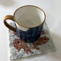 Mosaïques de marbre en pierre naturelle moderne conçues sur mesure Carreaux colorés à motifs multiples Salle de bains antibactérienne résistante aux acides