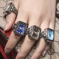 Mignon Doigt Montre Anneau Carré Quartz Doigt Montre Argent Mini Vintage Anneau Montre Bijoux pour Mariage Saint Valentin