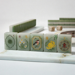 Jeu de Mahjong Américain Thème Noël, 160 Tuiles Acryliques, 4 Couches, Motifs Floraux Gravés, Cadeau de Jeu Joker - Product Image 2