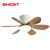 Ventilateur LED avec 6 pales, moteur DC, télécommande, design moderne, lumière blanche chaude douce 2700K, 3 vitesses