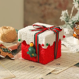 Offre Spéciale : Coffret Cadeau de Noël en Peluche – Adorables Ornements en Feutre avec Nœuds Décoratifs, Tissu Doux pour Décoration de Table et Maison - Product Image 5