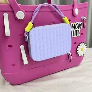 Bogg ที่วางโทรศัพท์เข้ากันได้กับเคสโทรศัพท์ขนาดใหญ่ใส่ซิลิโคนอ่อนนุ่มใส่กระเป๋าสตางค์สำหรับชายหาดและกระเป๋าโท้ท - Product Image 2