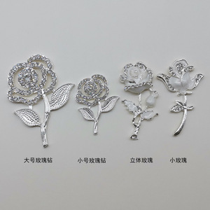 Accessoires décoratifs muraux en acier inoxydable rose avec strass pour la décoration de mariage et de la maison - Product Image 1