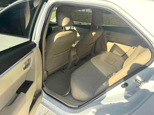 Toyota Corolla 1.6L GL CVT, Auto Usado Confiable, 2017, Gasolina, Sedán, Volante a la Izquierda, Listo para Enviar FOB - Product Image 5