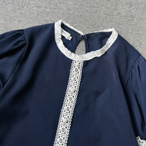 OEM Blusas Femme Tops Mujer Blusa de gasa de verano con borla con cuello en V Color sólido Cuello mandarín Fábrica de moda al por mayor - Product Image 1