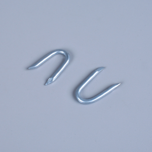 Clou de clôture en acier poli de classe 4 de type U avec tête plate/à motif damier - Product Image 3