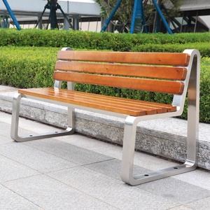 Moderne Vrijetijdsbanken En Ligstoelen Voor Ontspanning In De Buitenlucht Voor Gebruik In Het Ziekenhuis Op De Patio - Product Image 4