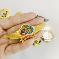 Pin logam Logo kustom kualitas tinggi Pin lencana Patch bros logam Pin bahu lencana untuk seragam Blazer